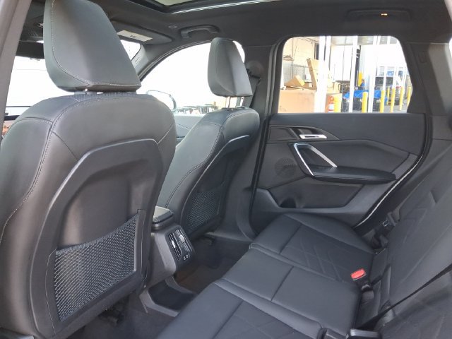 Used 2024 BMW X1 xDrive28i AWD/4WD image 5