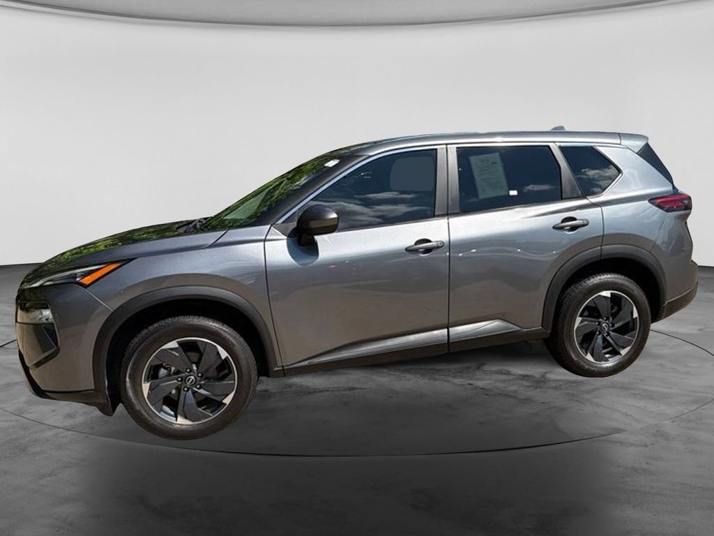 Used 2024 Nissan Rogue SV AWD/4WD image 6