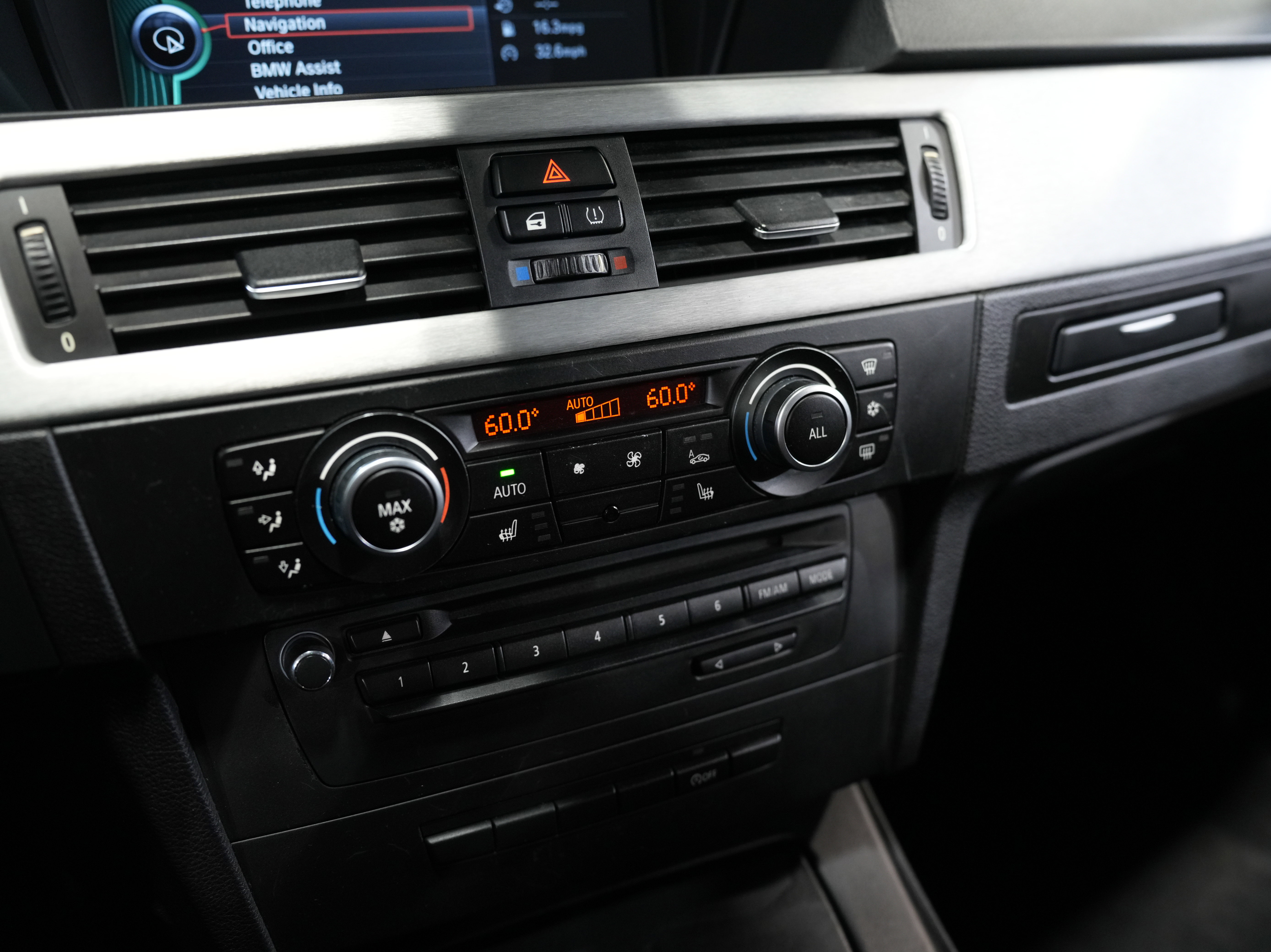 Used 2011 BMW M3 Sedan image 48