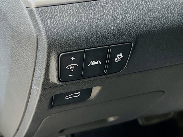 Used 2024 Kia K5 GT-Line image 10