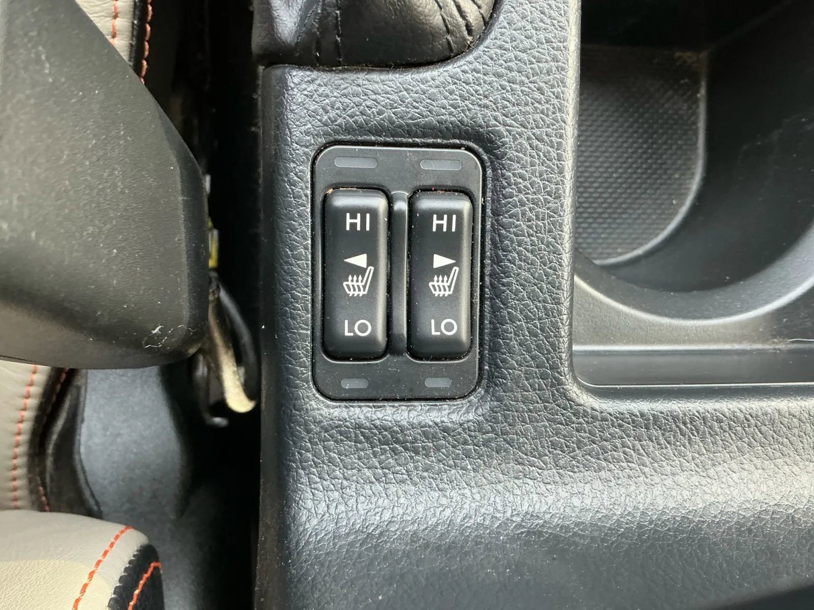 Used 2017 Subaru Crosstrek 2.0i Limited image 30