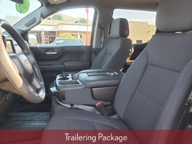 Used 2020 Chevrolet Silverado 1500 Custom w/ Custom Value Package AWD/4WD image 6