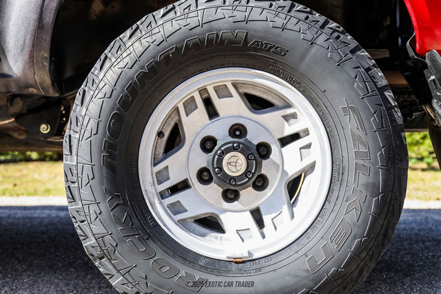 Used 1986 Toyota Pickup 4x4 Regular Cab Turbo image 33