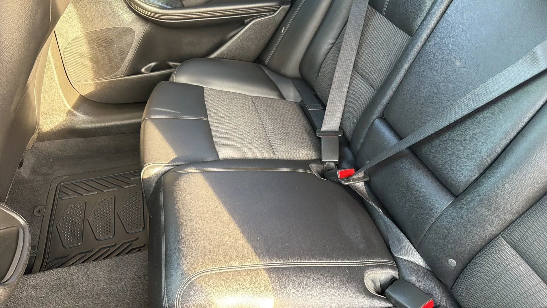 Used 2020 Chevrolet Impala LT FWD image 35
