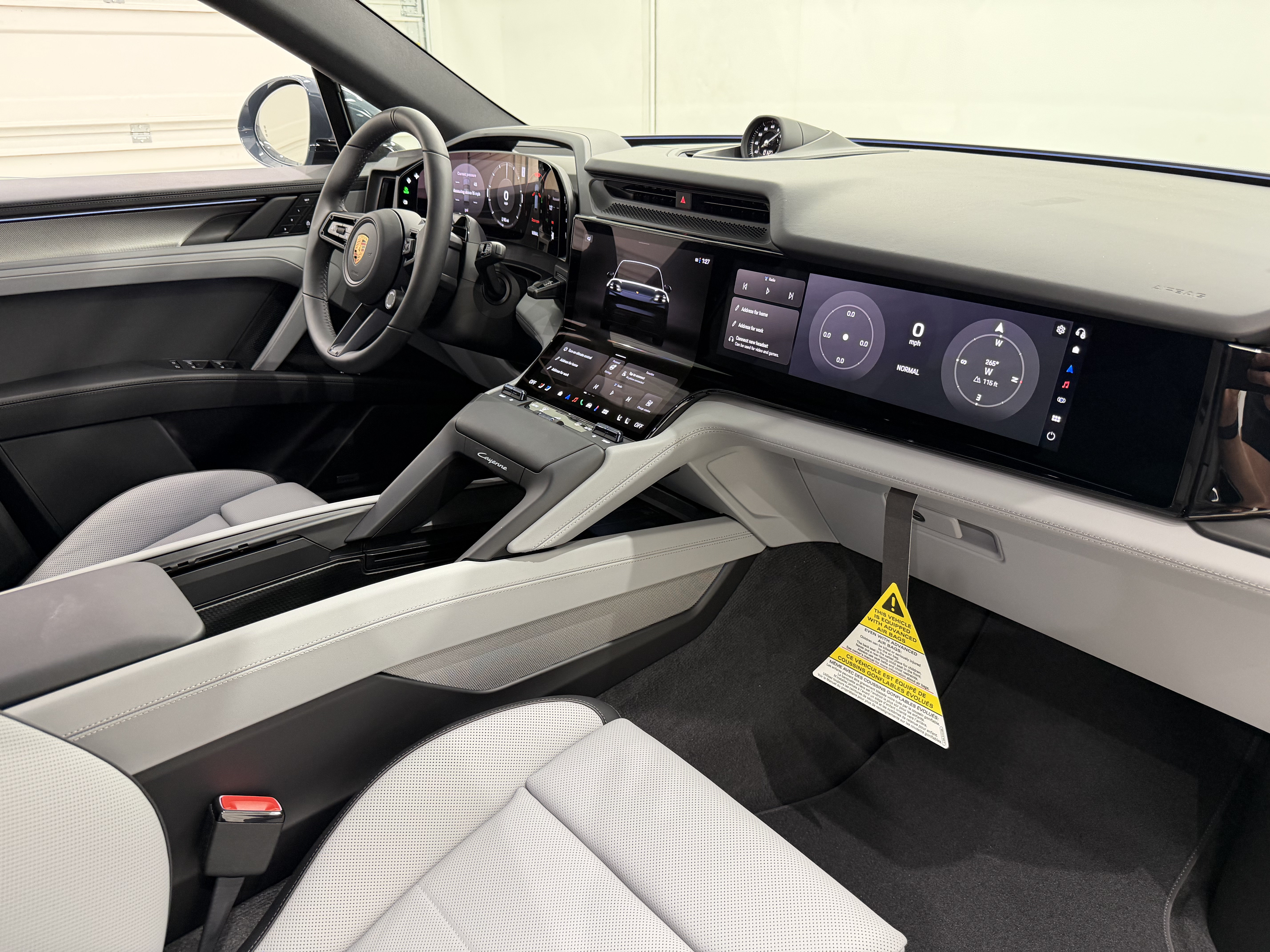 New 2026 Porsche Cayenne Electric AWD/4WD image 24
