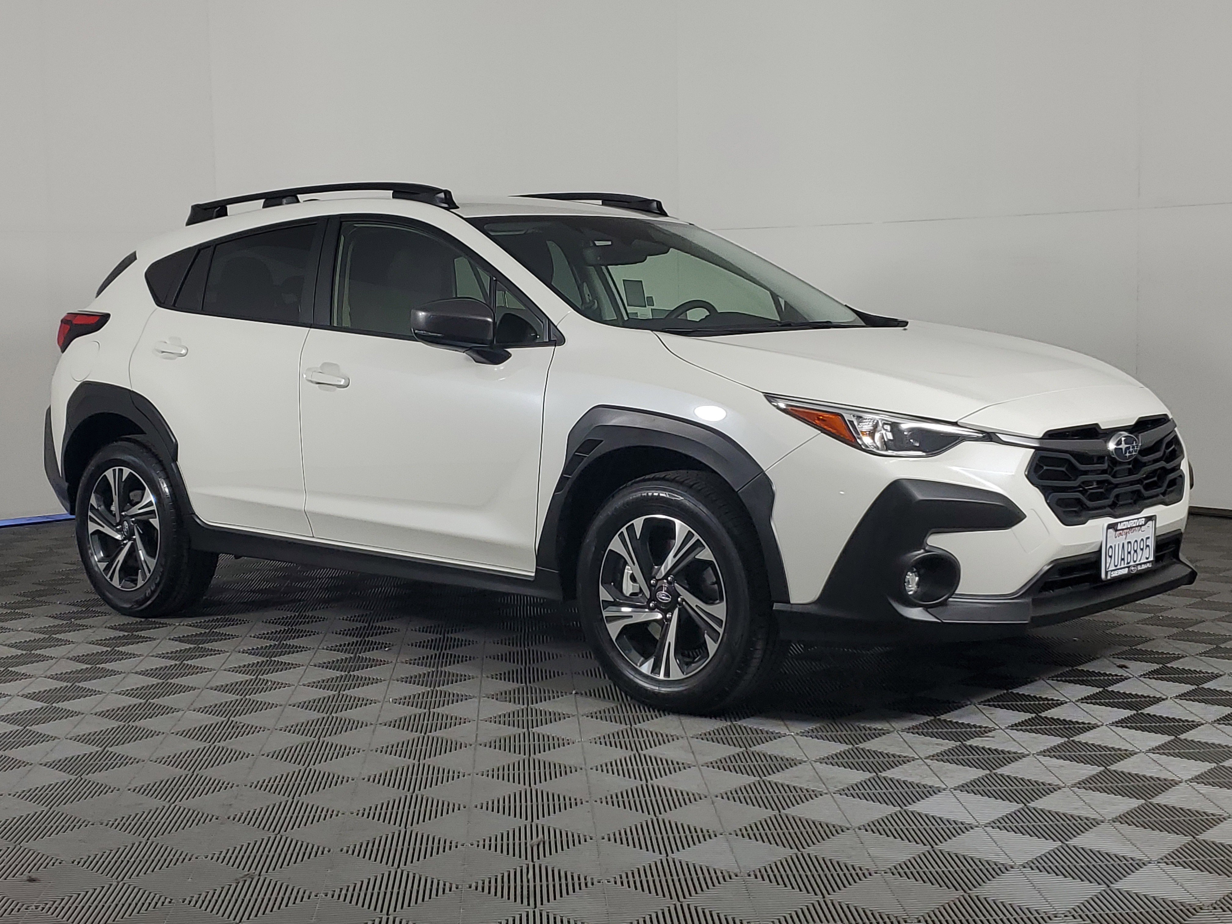 Used 2025 Subaru Crosstrek 2.0i Premium w/ Crosstrek Mirror Package image 2