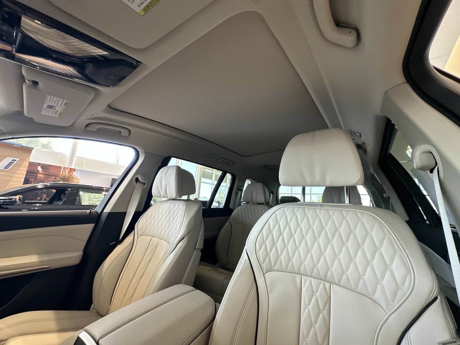 New 2027 BMW X7 xDrive40i w/ Premium Package AWD/4WD image 24