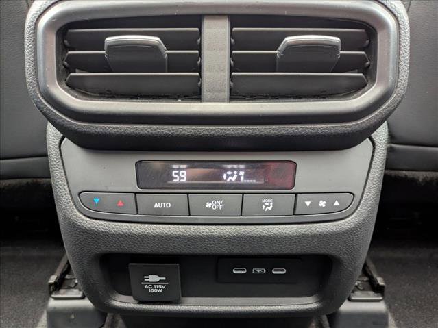 Used 2025 Honda Pilot TrailSport image 17