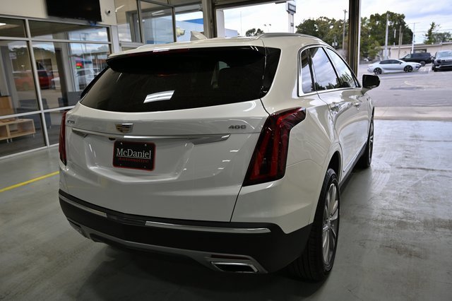 Used 2025 Cadillac XT5 Premium Luxury image 6
