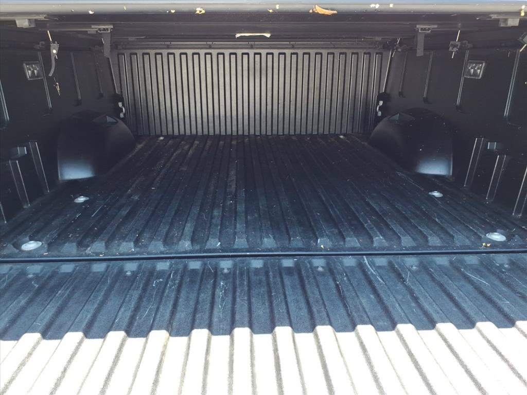 Used 2024 Toyota Tundra Limited AWD/4WD image 15