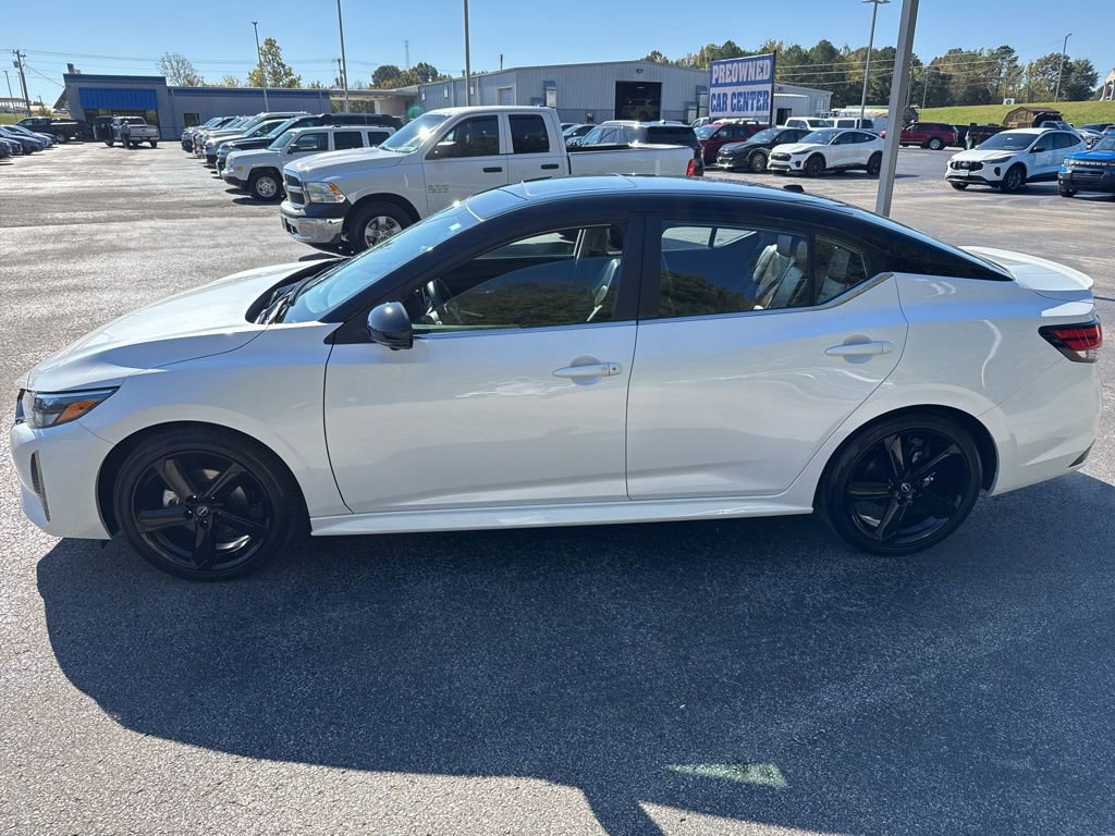 Used 2024 Nissan Sentra SR w/ SR Premium Package image 6
