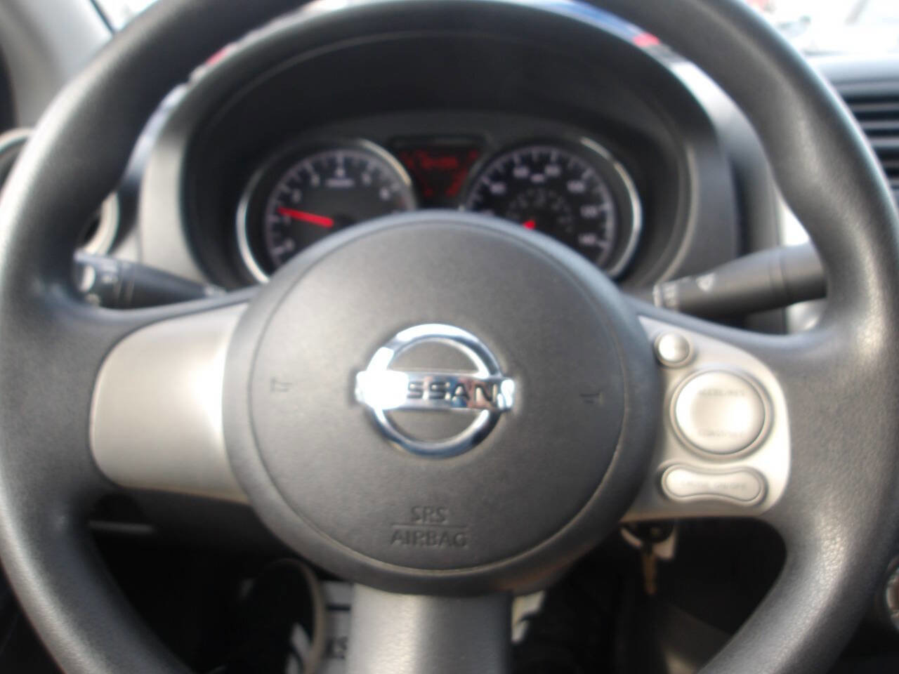 Used 2012 Nissan Versa SV image 14