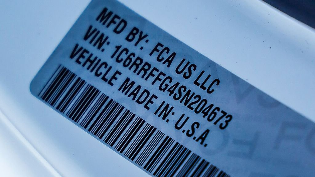 New 2025 RAM 1500 4x4 Crew Cab image 28