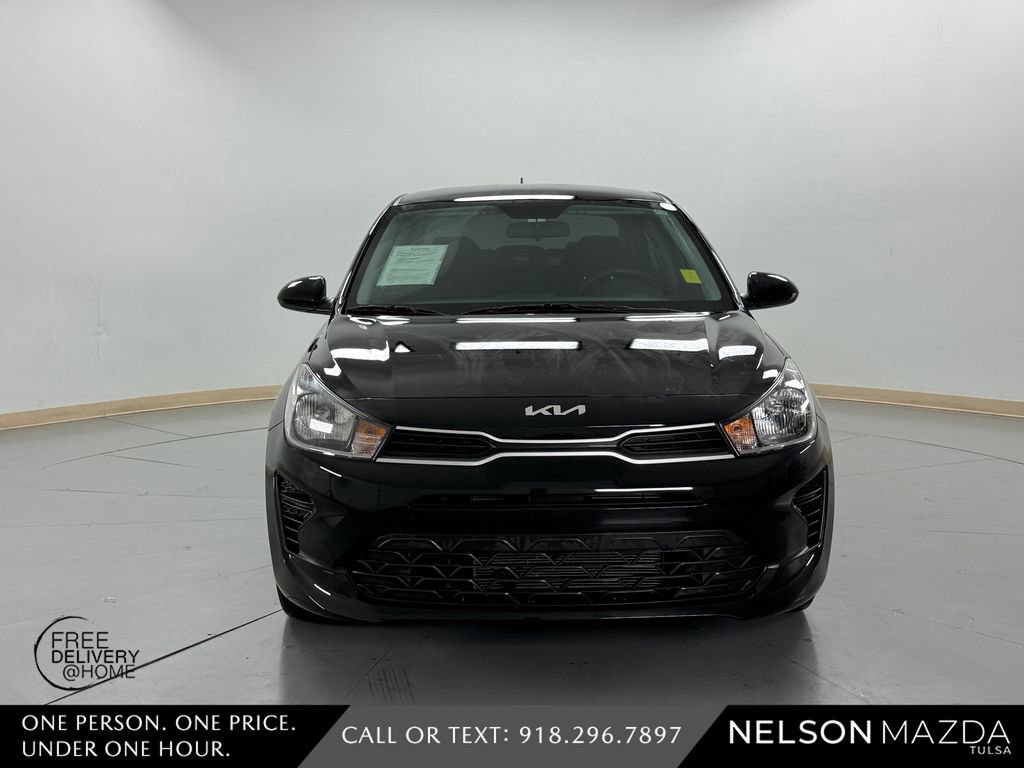 Used 2023 Kia Rio LX image 2