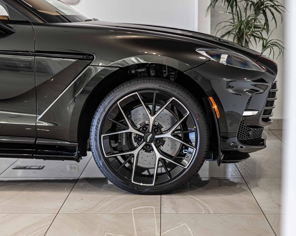 New 2026 Aston Martin DBX 707 AWD/4WD image 10