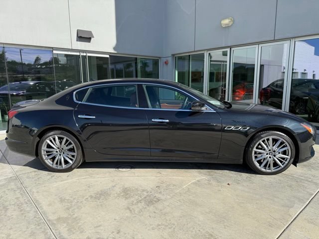 Certified 2022 Maserati Quattroporte Modena RWD image 3