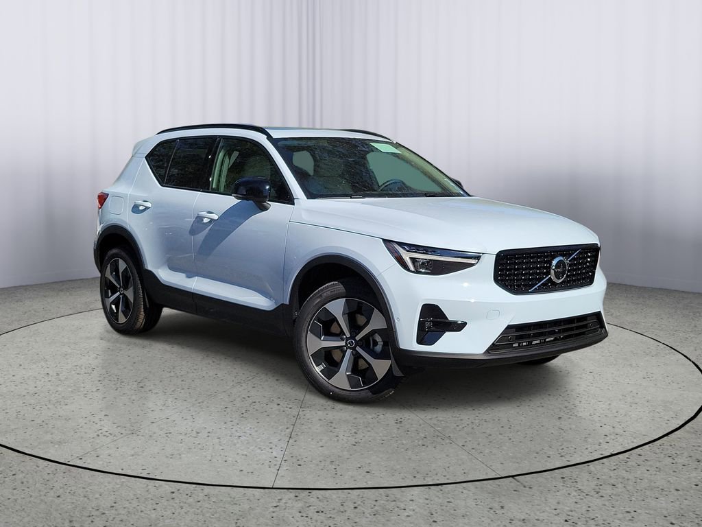 New 2026 Volvo XC40 B5 Plus w/ Protection Package Premier AWD/4WD image 1