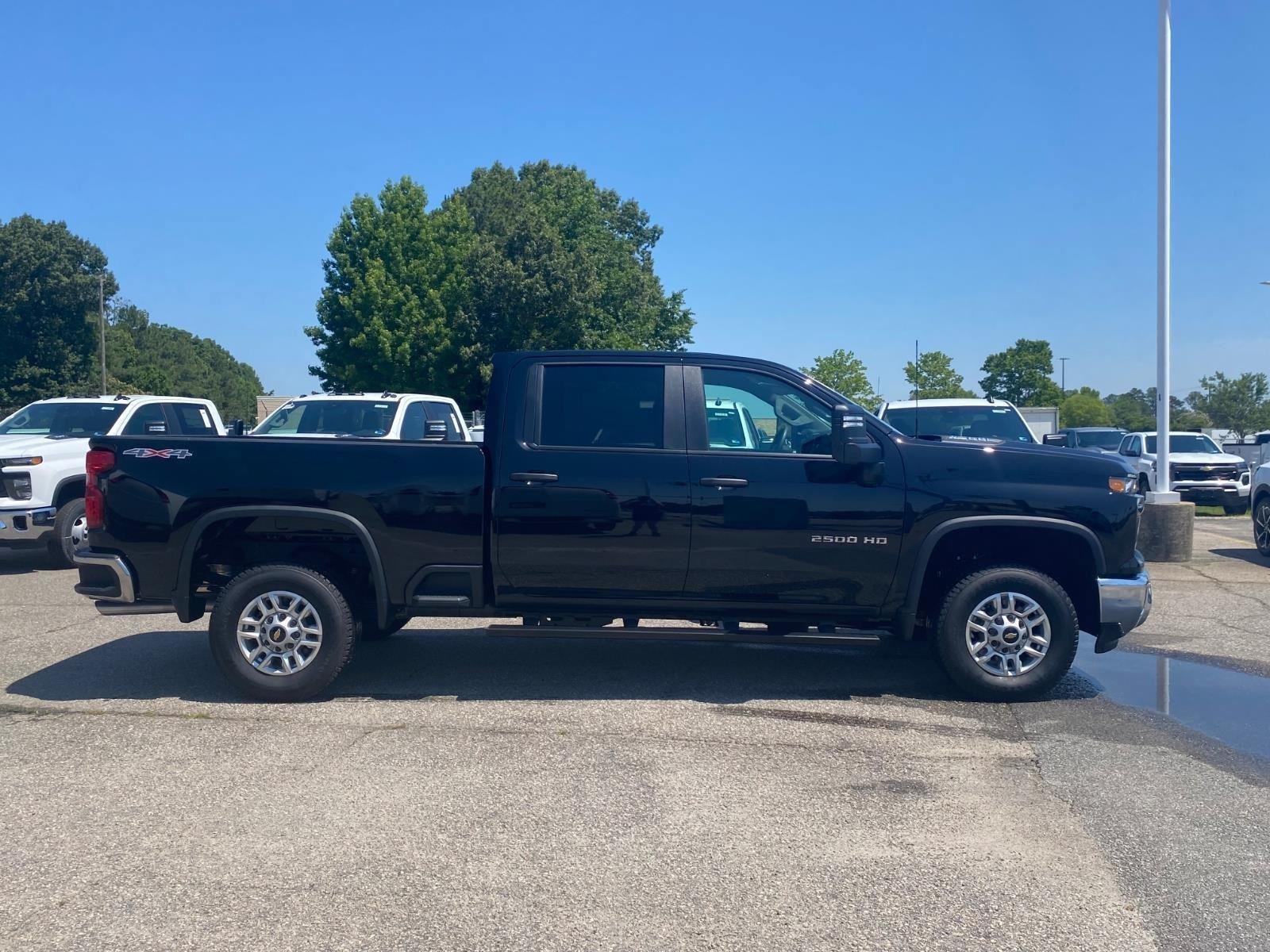 New 2026 Chevrolet Silverado 2500 W/T AWD/4WD image 2