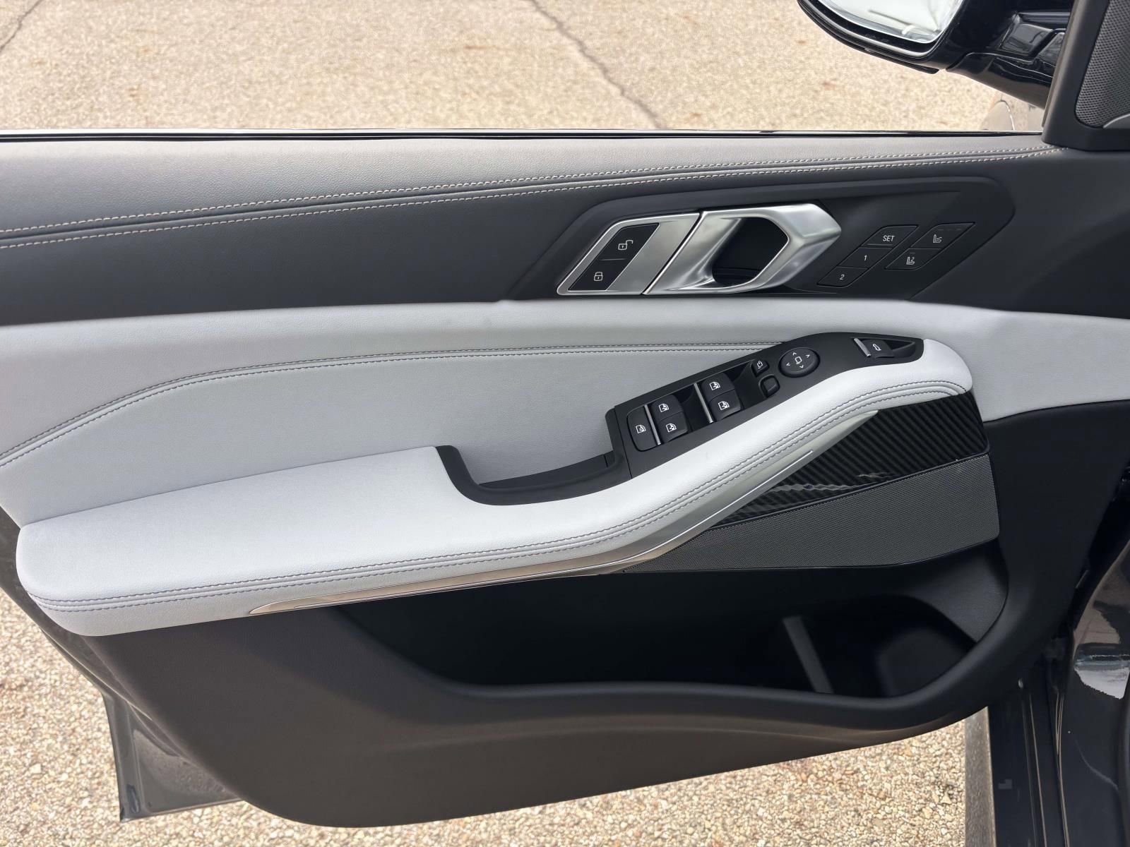New 2026 BMW X5 M60i AWD/4WD image 11