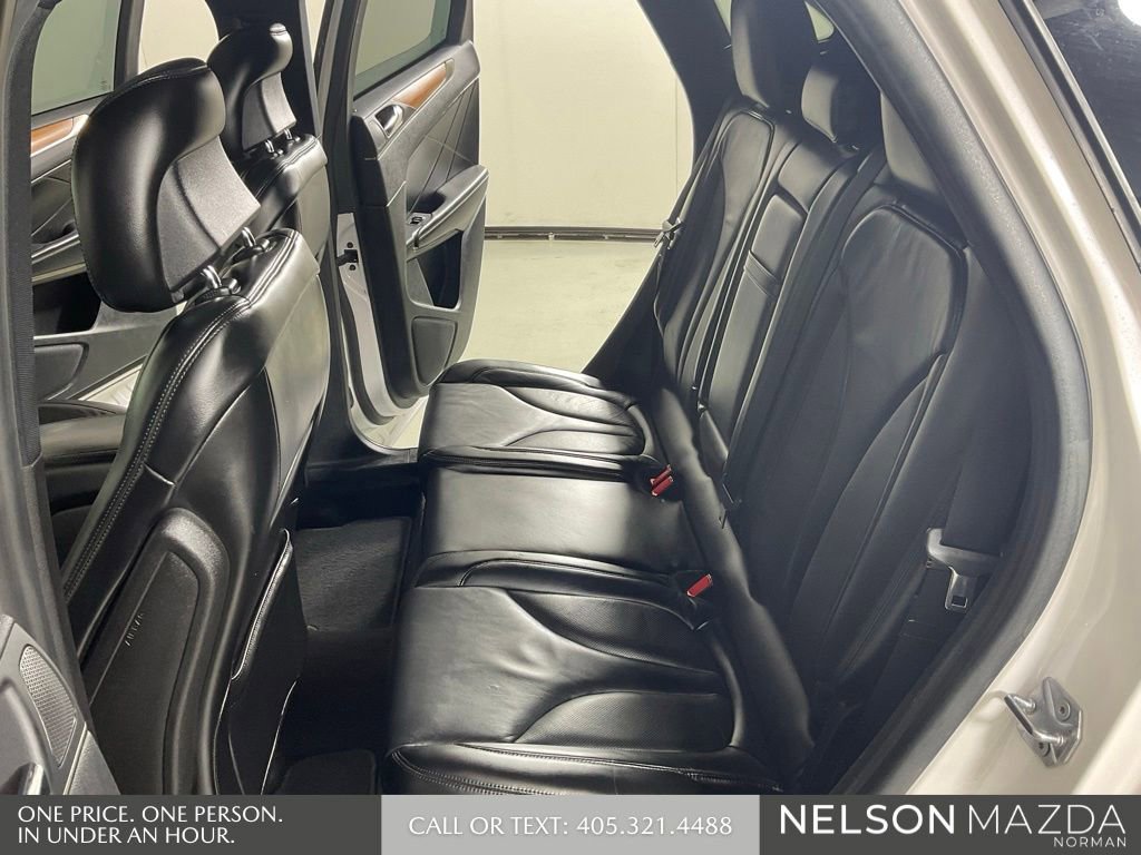 Used 2019 Lincoln MKC Select w/ Select Plus Package FWD image 26