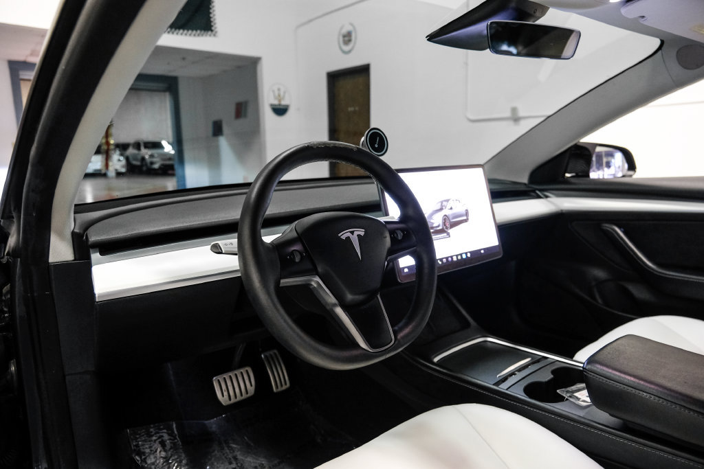 Used 2022 Tesla Model 3 Performance AWD/4WD image 3