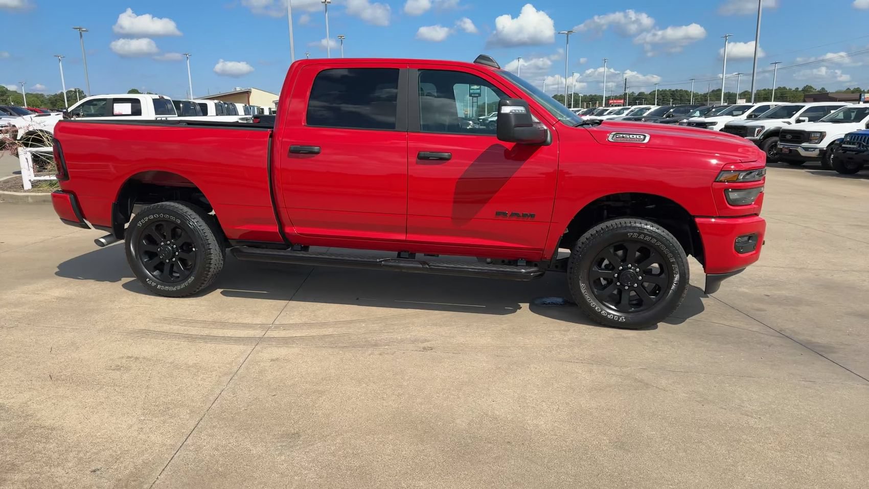 Used 2026 RAM 2500 Big Horn AWD/4WD image 2