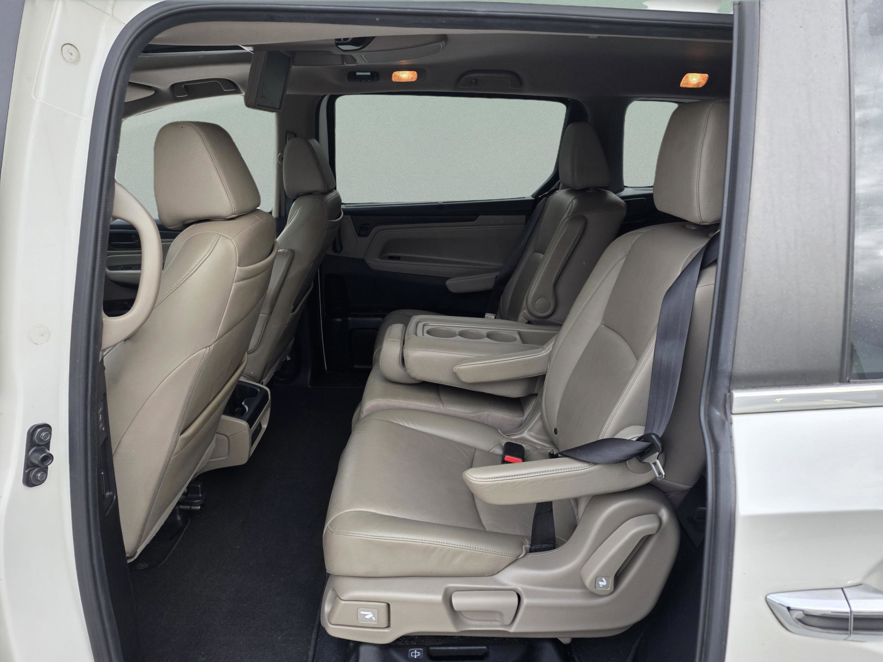 Used 2019 Honda Odyssey EX-L image 18