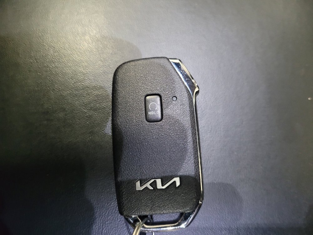 Used 2022 Kia Telluride SX w/ Towing Package AWD/4WD image 32