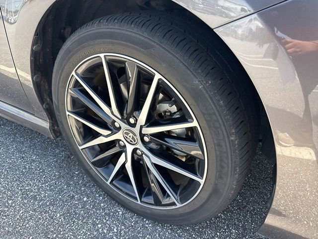 Used 2023 Toyota Camry SE w/ Convenience Package FWD image 8
