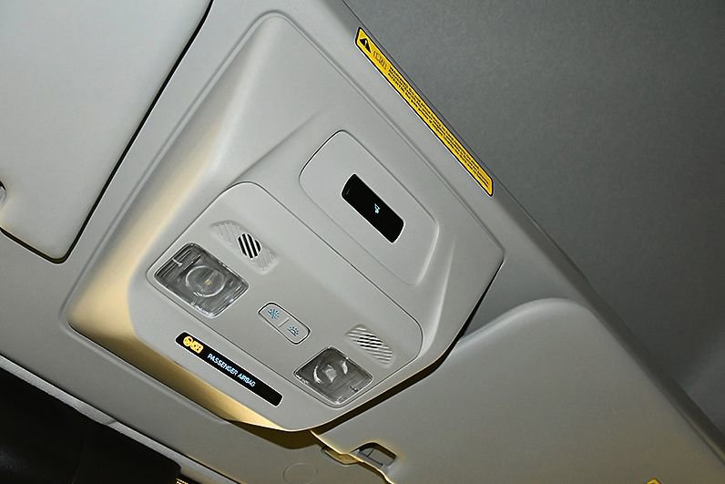 New 2026 Ford Transit 250 148 Medium Roof Extended AWD image 22