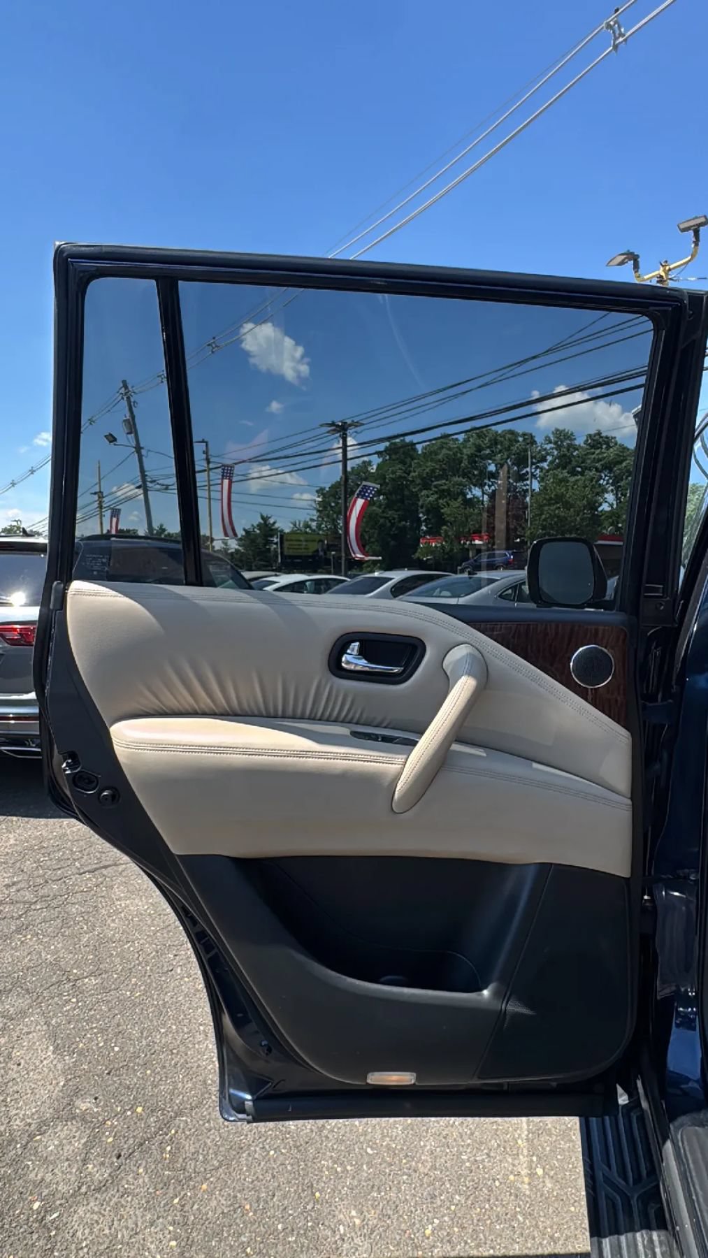 Used 2019 Nissan Armada Platinum w/ Interior Lighting Package AWD/4WD image 13