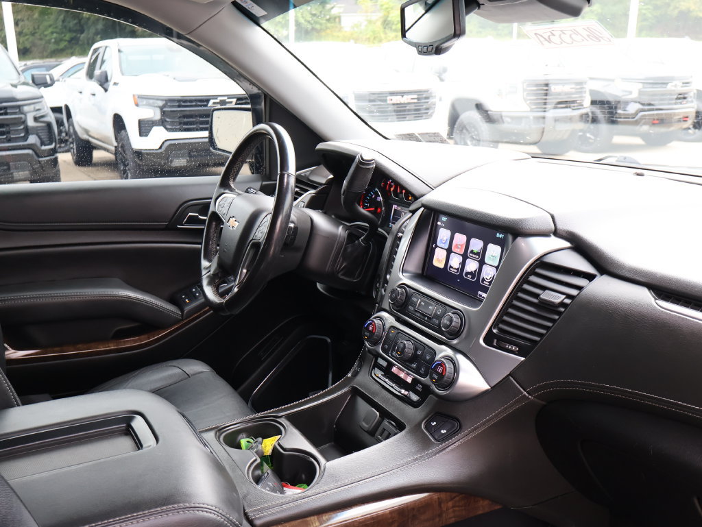 Used 2019 Chevrolet Tahoe LT w/ Luxury Package AWD/4WD image 43