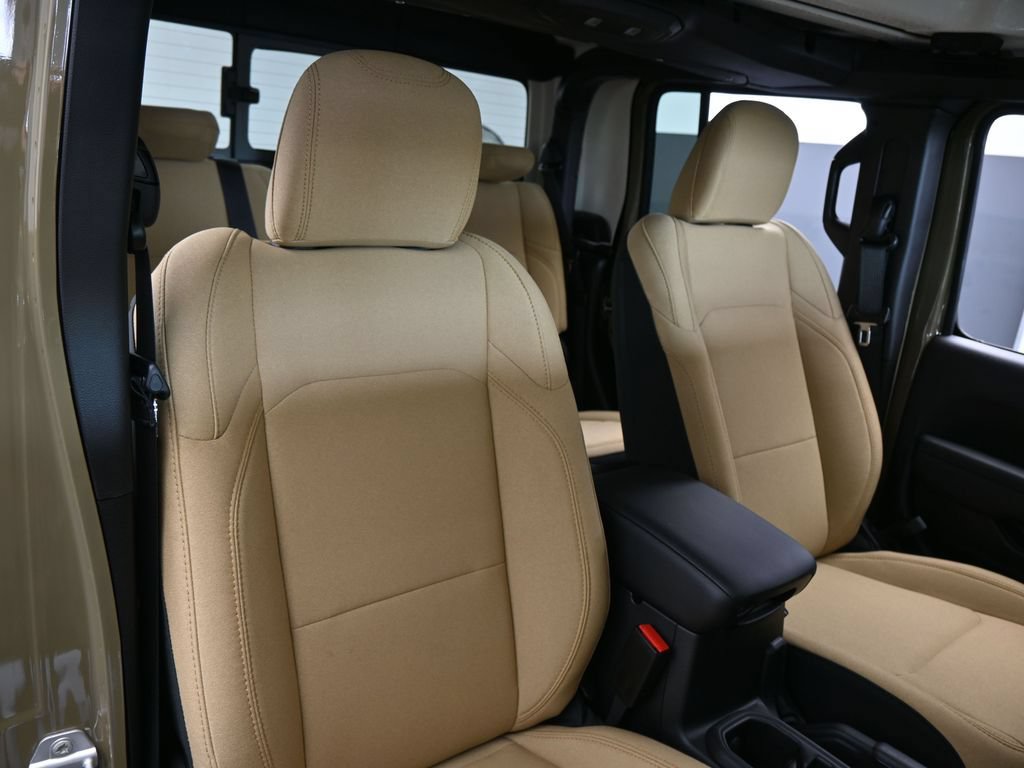 New 2026 Jeep Gladiator Willys AWD/4WD image 42