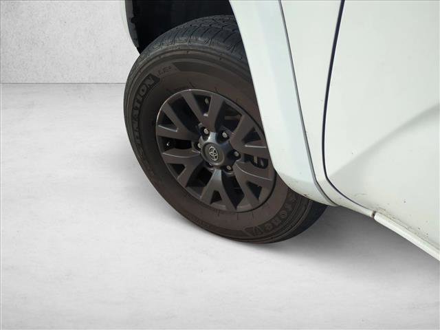 Certified 2022 Toyota Tacoma SR5 w/ Technology Package image 9