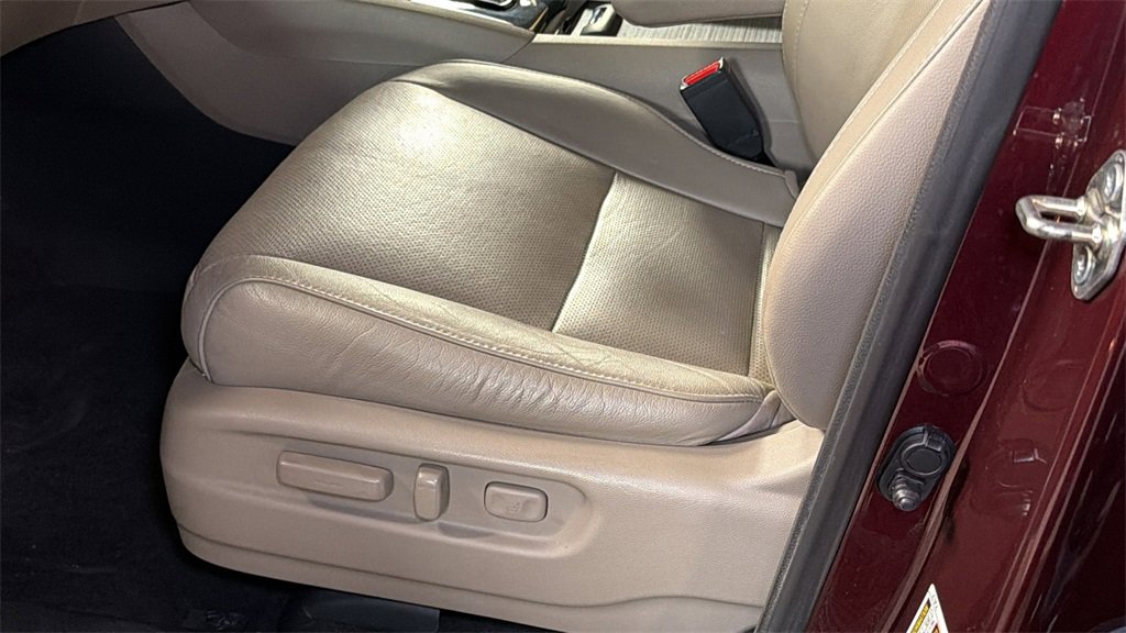 Used 2017 Honda Pilot Elite image 29