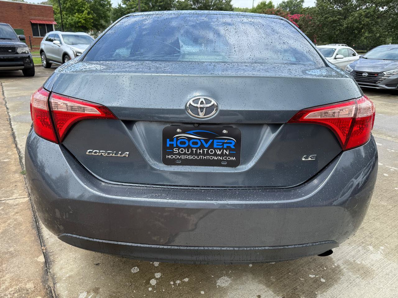 Used 2015 Toyota Corolla LE FWD image 4