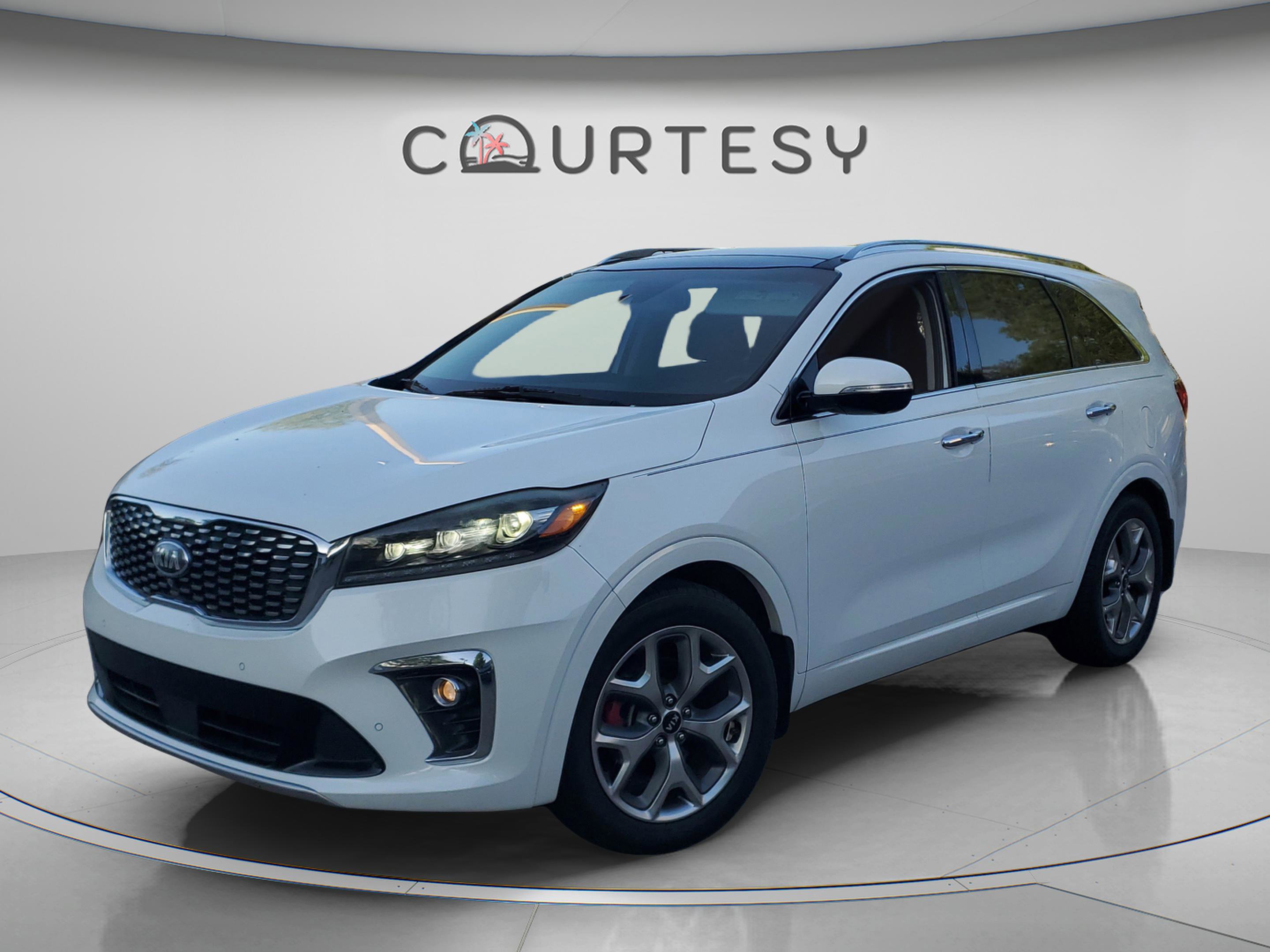 Certified 2019 Kia Sorento SX w/ SX Touring Package FWD image 1