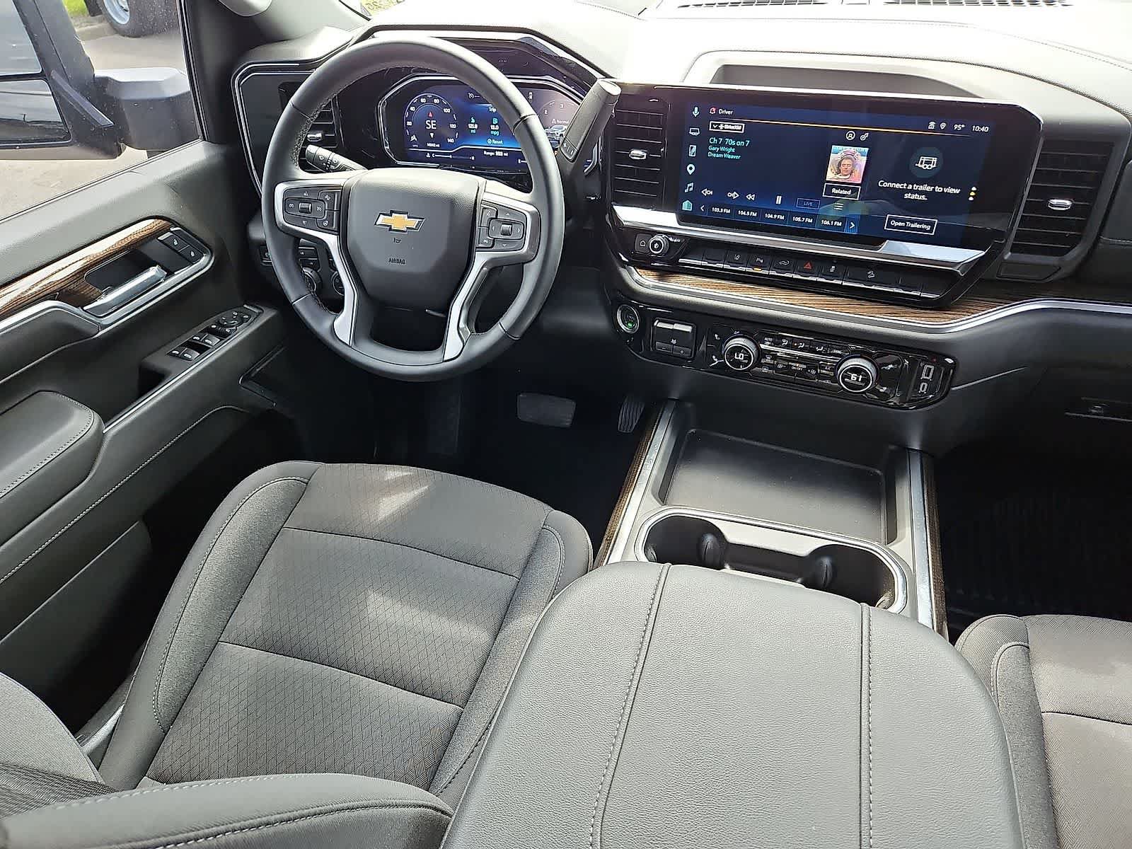 Used 2025 Chevrolet Silverado 2500 LT w/ All Star Edition AWD/4WD image 10