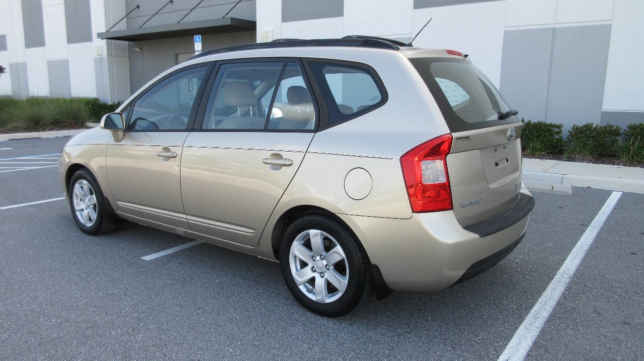 Used 2008 Kia Rondo LX FWD image 3
