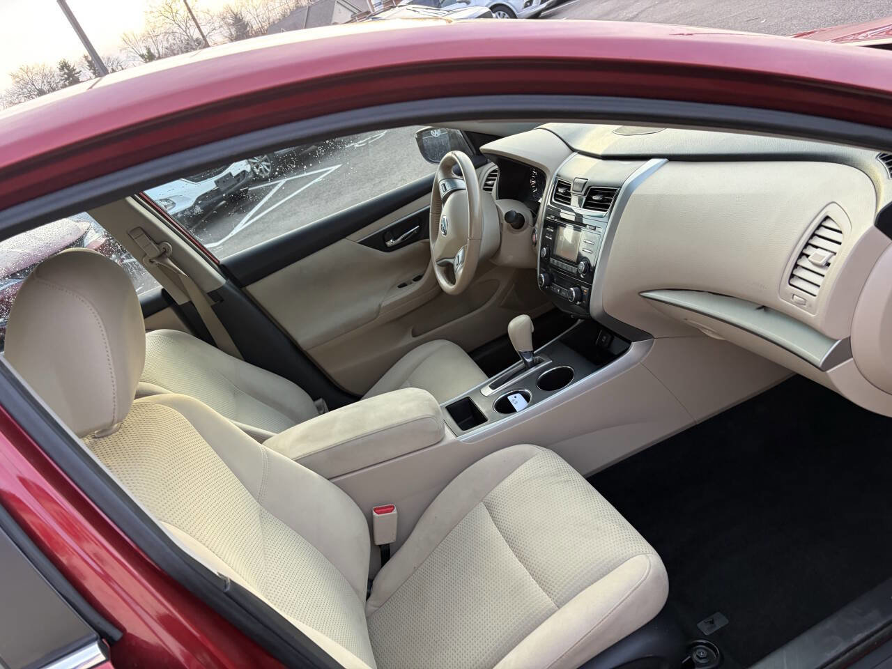 Used 2015 Nissan Altima 2.5 SV image 22