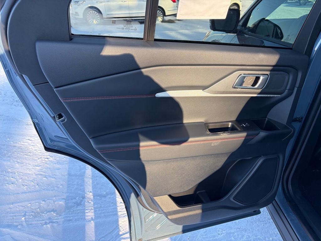 New 2026 Ford Explorer ST-Line w/ ST-Line Street Pack image 29