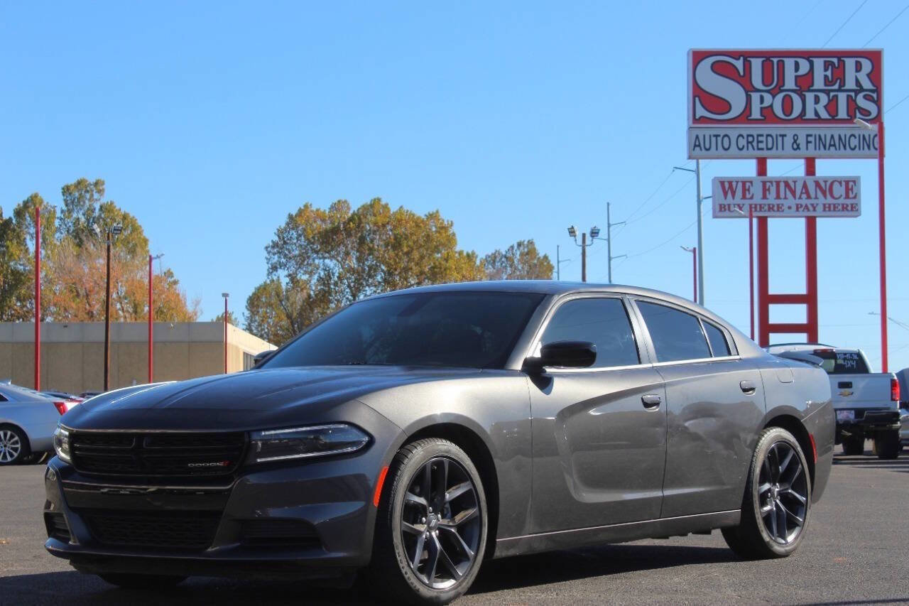 Used 2023 Dodge Charger SXT w/ Blacktop Package image 7