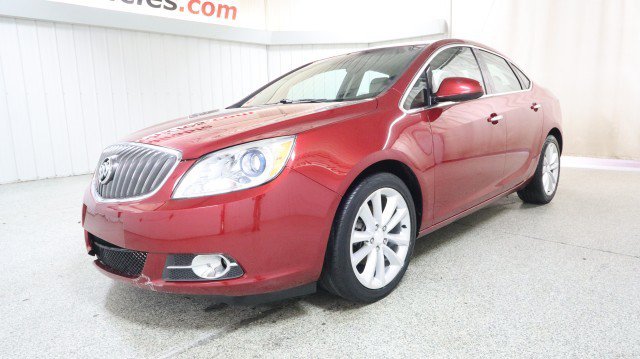 Used 2013 Buick Verano Leather FWD image 2