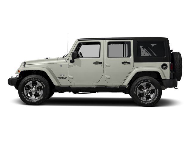 Used 2016 Jeep Wrangler Unlimited Sahara w/ Connectivity Group AWD/4WD image 3