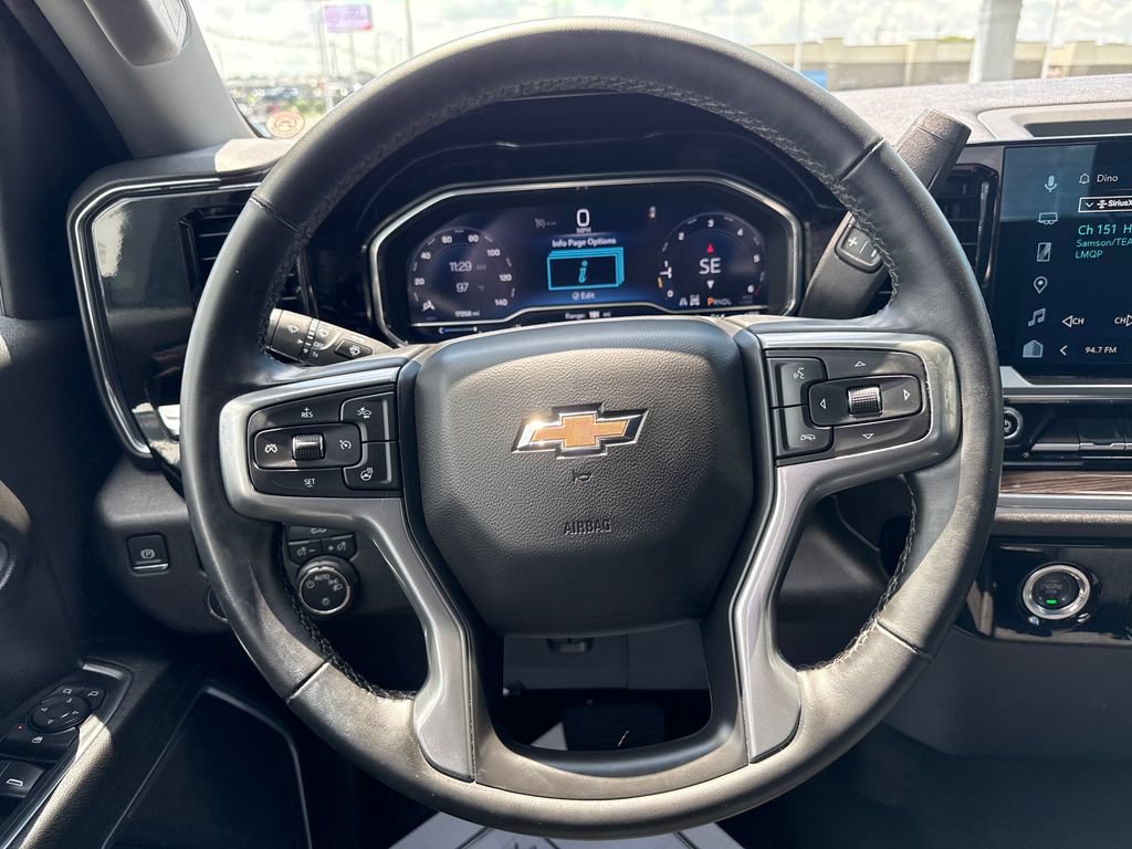 Used 2024 Chevrolet Silverado 1500 LT AWD/4WD image 18