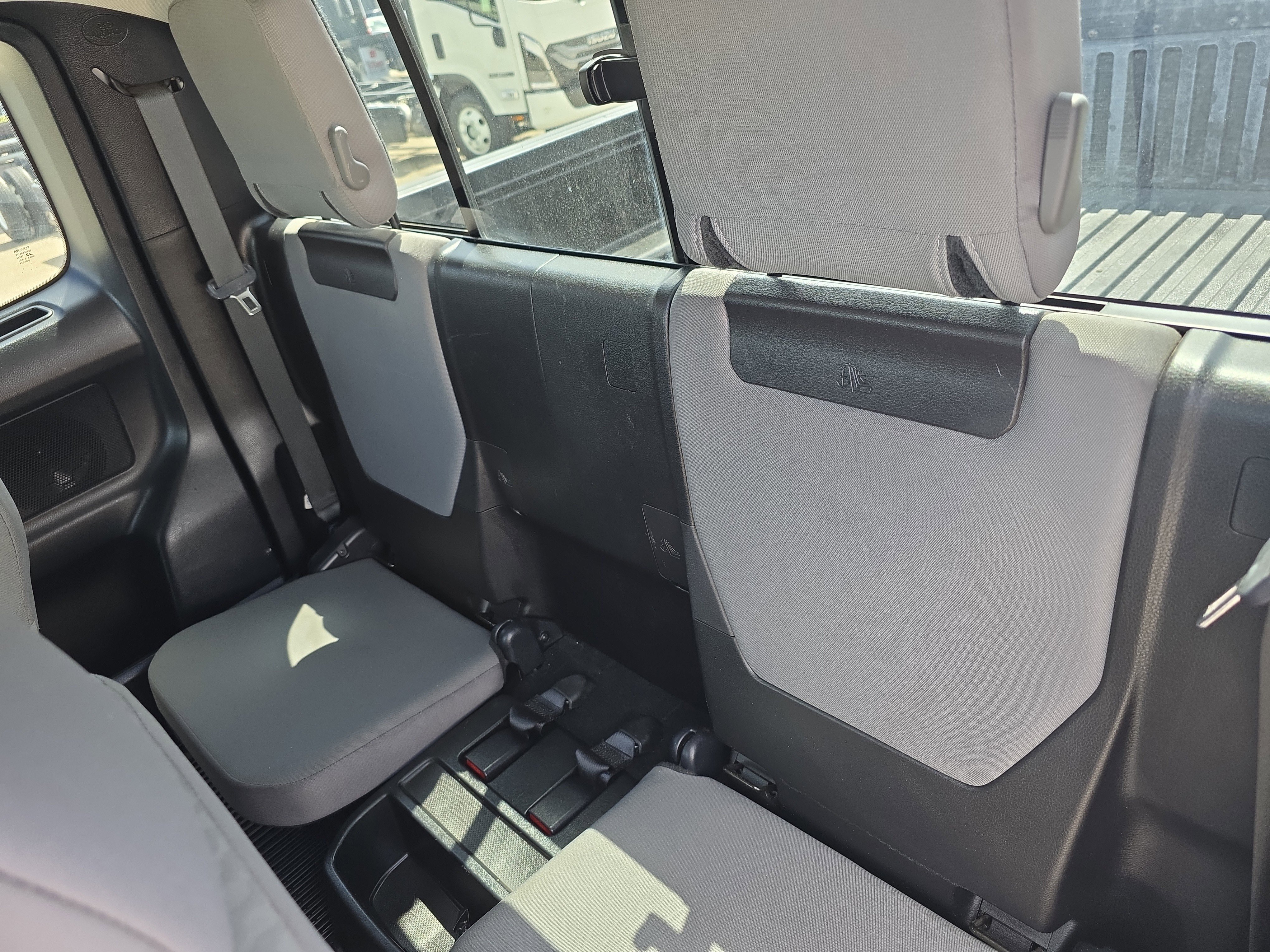 Used 2023 Toyota Tacoma SR RWD image 14
