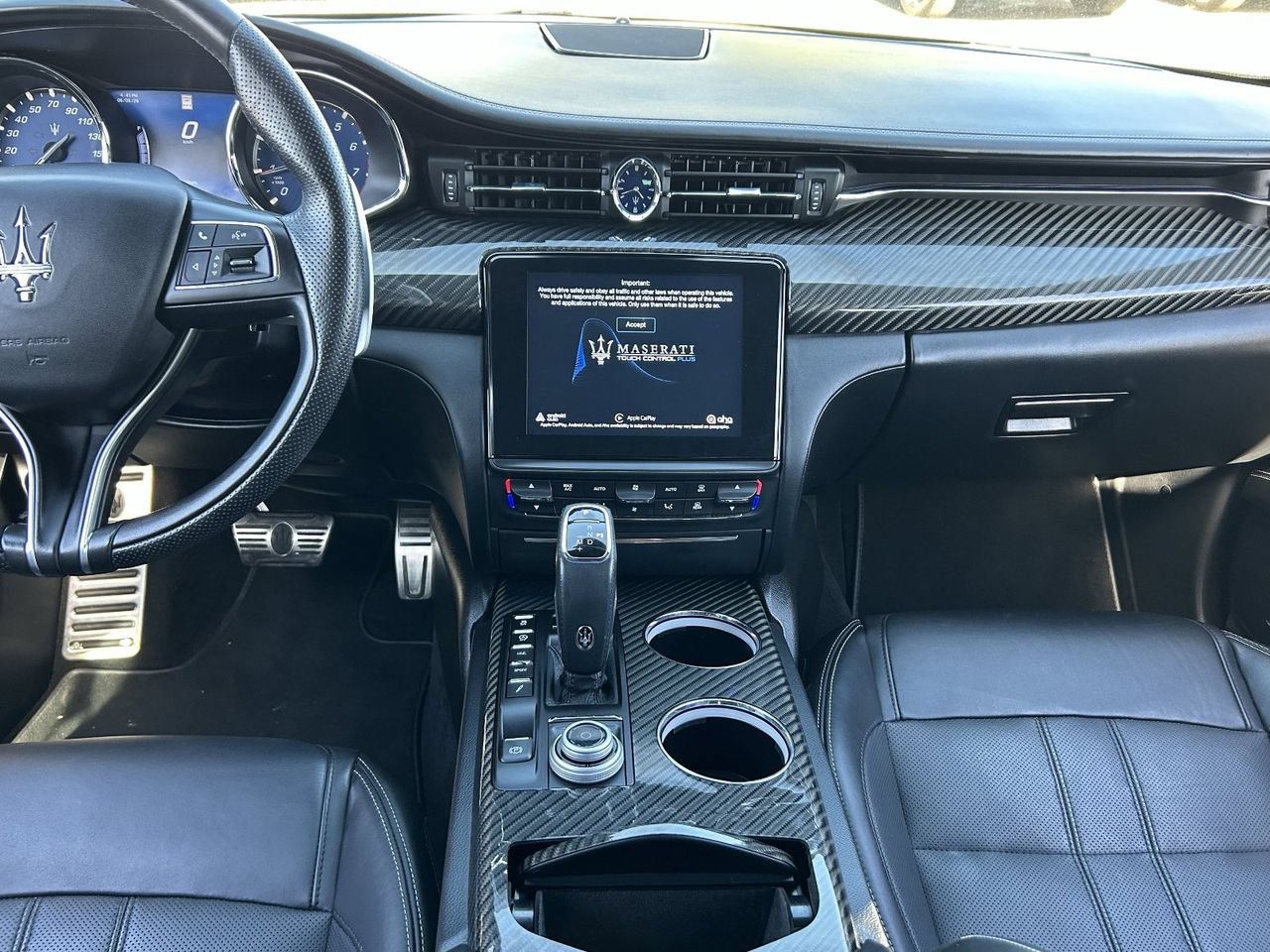 Used 2020 Maserati Quattroporte S GranSport Q4 AWD/4WD image 16