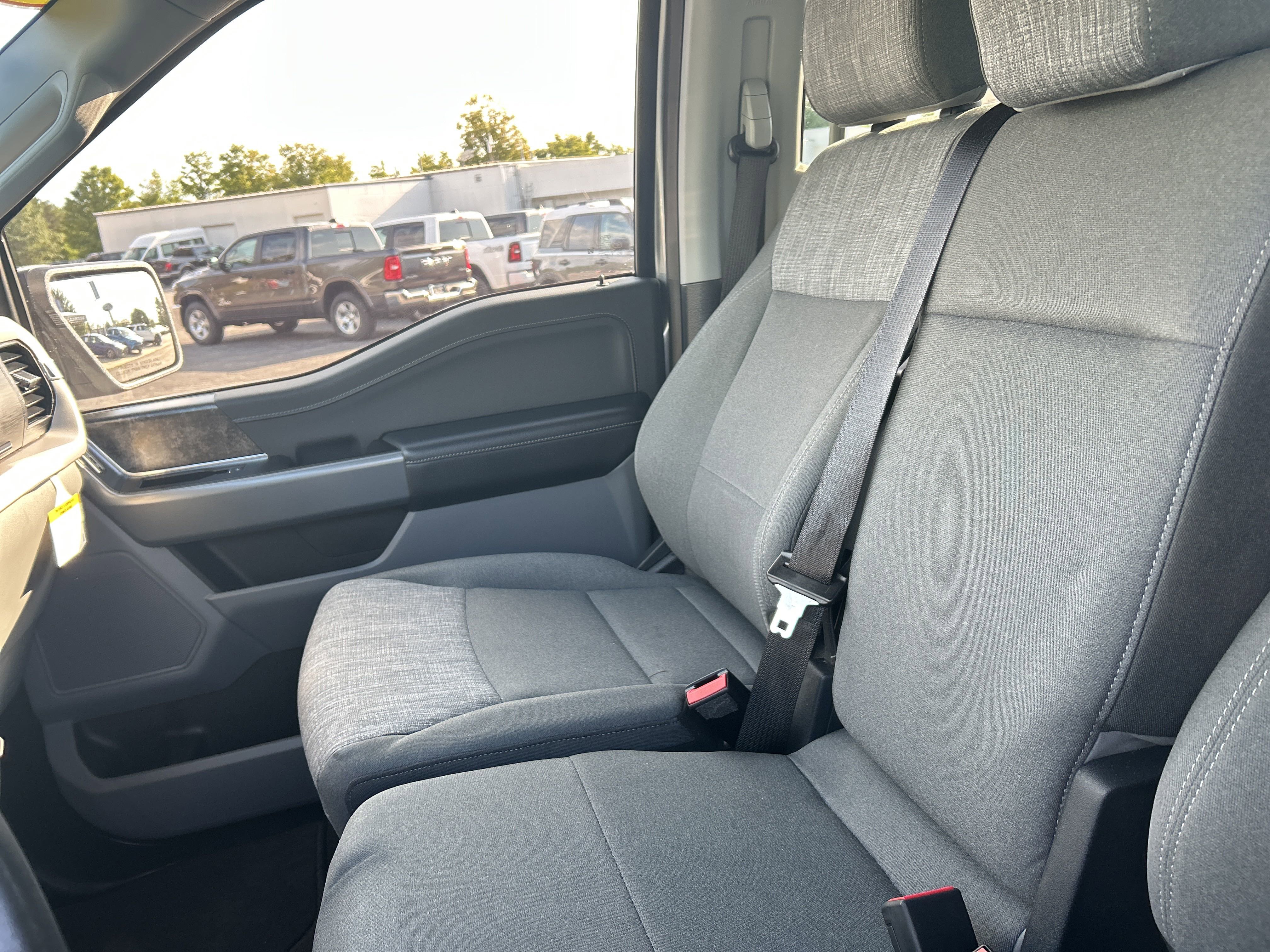 Certified 2022 Ford F150 XLT w/ Equipment Group 302A High image 22