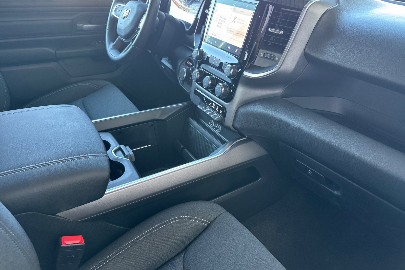 New 2026 RAM 1500 Express AWD/4WD image 14