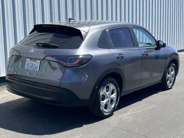 Used 2023 Honda HR-V LX image 6